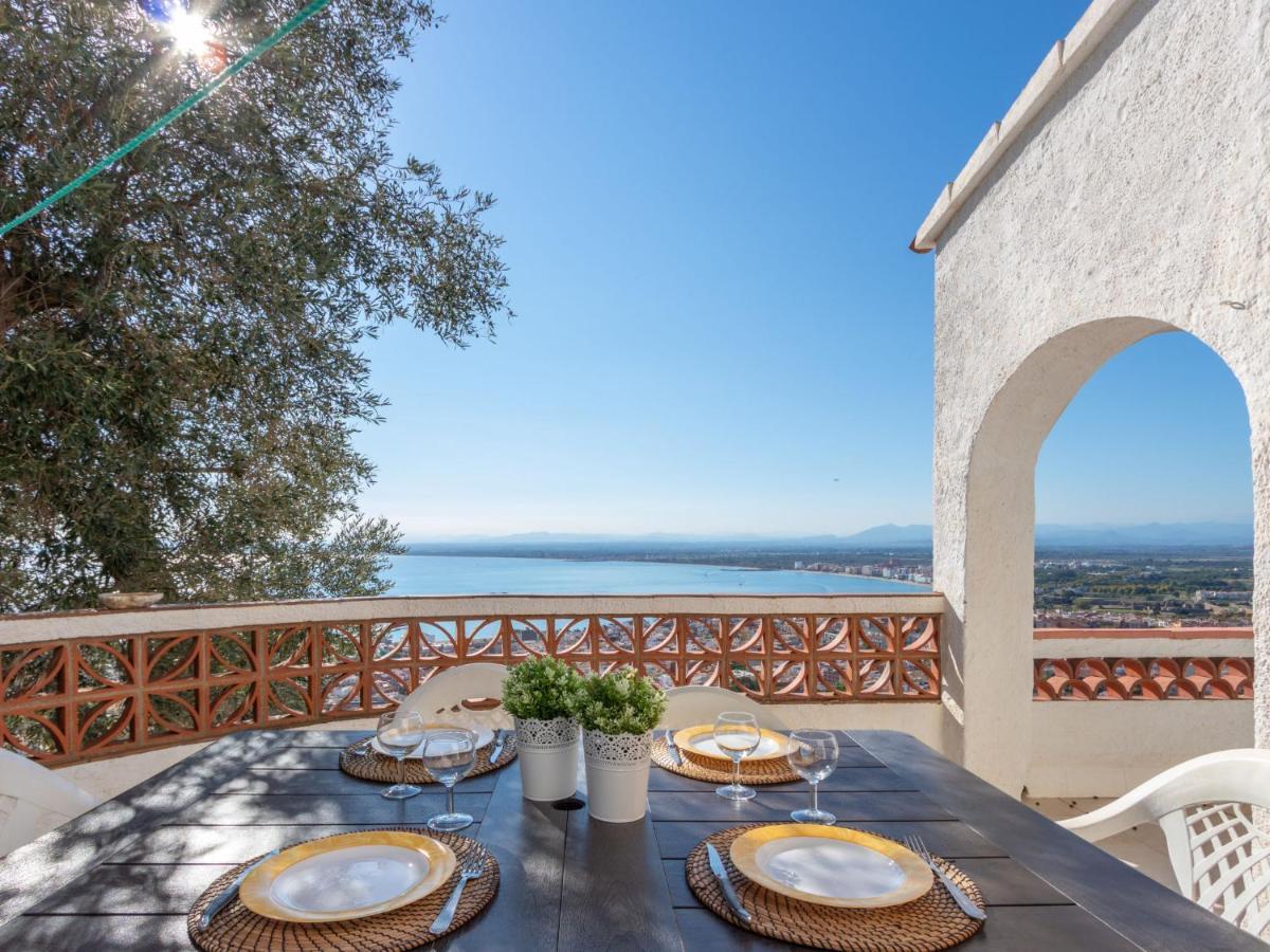 Holiday Home Villa Cecilia By Interhome Росес Екстер'єр фото